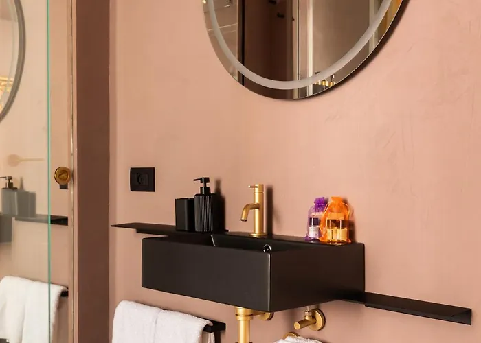Апартаменты Navona - Luxury, Design And Jacuzzi Style