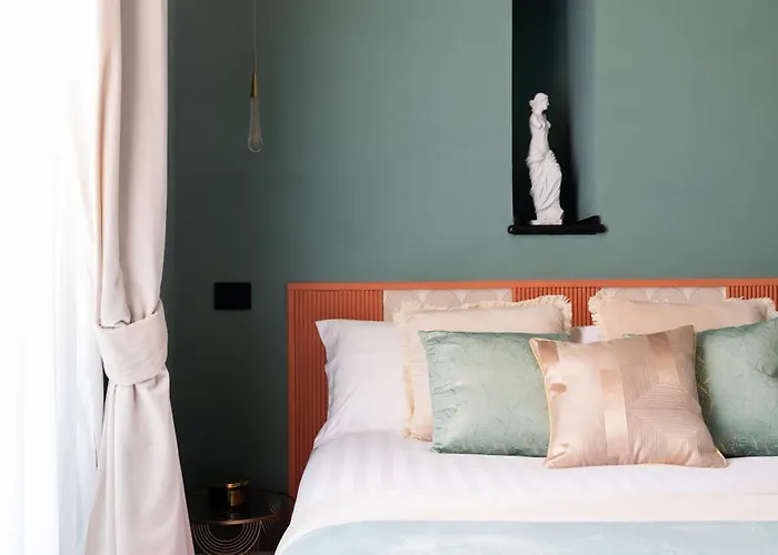 Апартаменты Navona - Luxury, Design And Jacuzzi Style